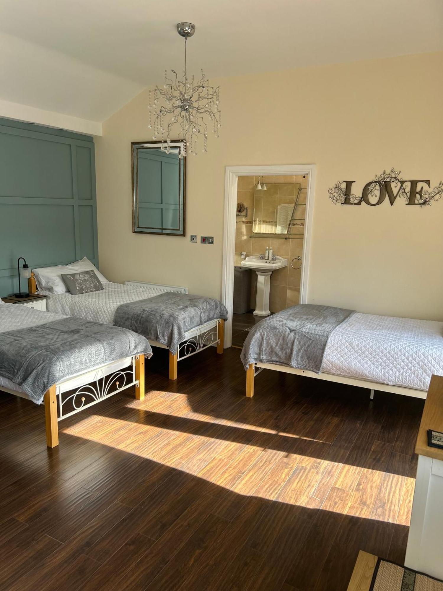 Gracefield Bed & Breakfast Artane Exterior photo